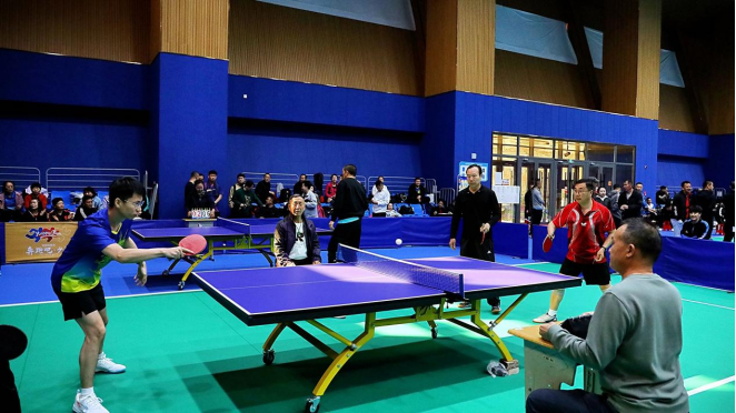 十分严格 十分严格