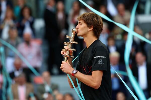 随着郑钦文 随着郑钦文