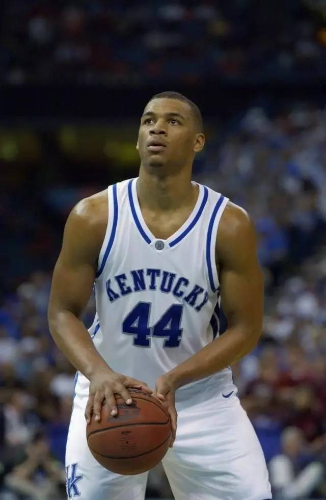 传点燃全队 传点燃全队