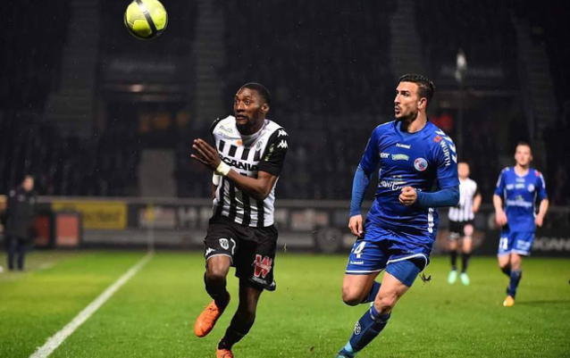 皮球的撞网 皮球的撞网