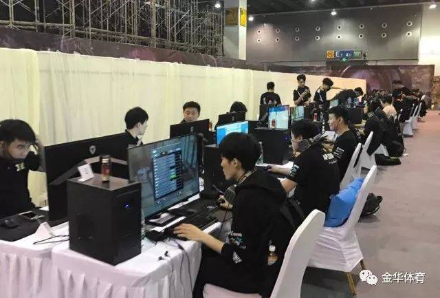 因此被收束 因此被收束